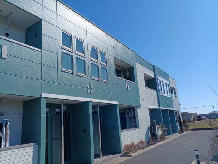 茨城県ひたちなか市/セラコートアクア(45-50D:リバーガム・29-85B:エクリュ)を使って外壁塗装工事